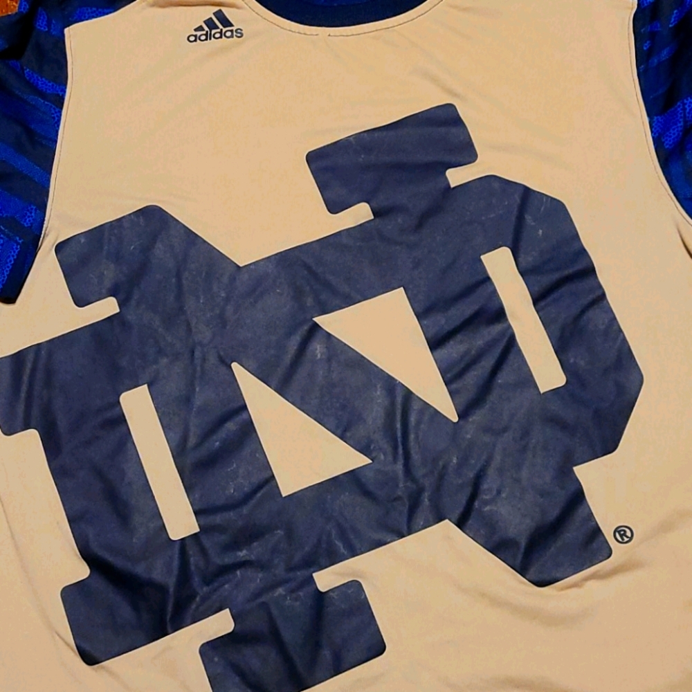 Adidas NOTRE DAME Fighting Irish Soccer Jersey - Picture 6 of 6